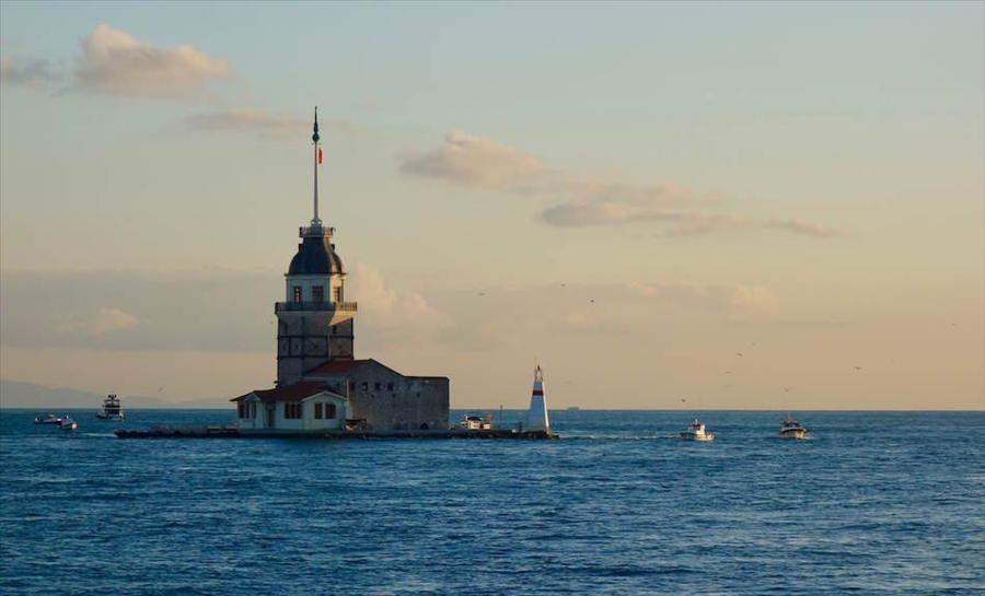The Maiden's Tower at sunset — Maiden's Tower guide, Istanbul